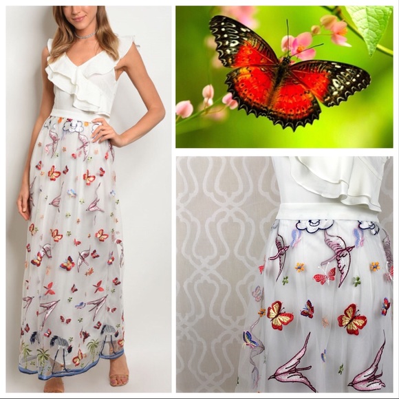 Snow White Enchanted Formal Maxi Dress - Picture 3 of 8